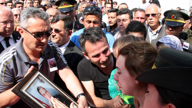 Şehit binbaşı son yolculuğuna uğurlandı