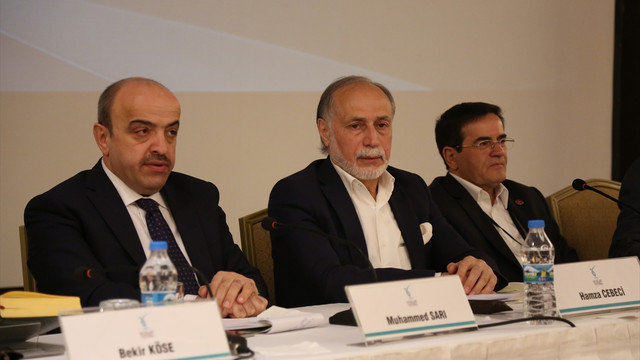 Vuslat Platformunun Gençlik ve Geleceği toplantısı