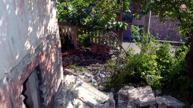 Zonguldak'ta istinat duvarı çöktü: 1 yaralı