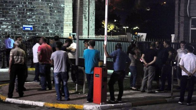 Atatürk Havalimanındaki saldırıda hayatını kaybedenlerin kimlikleri belli olmaya başladı