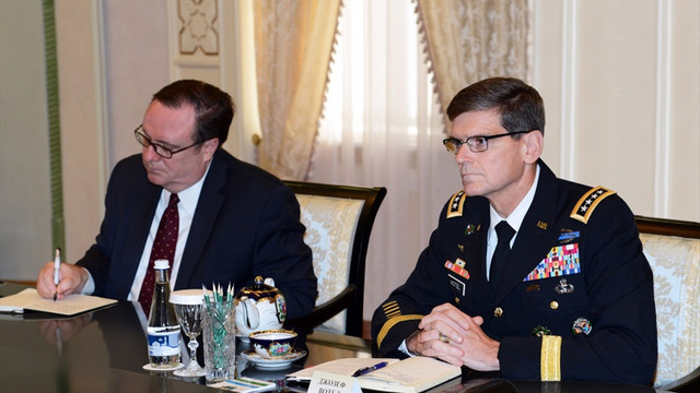 ABD Merkez Kuvvetler Komutanı Özbekistan'da