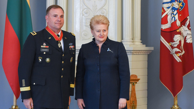 ABD'nin Avrupa'daki Kara Kuvvetleri Komutanı Korgeneral Hodges: