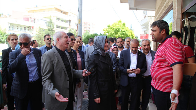 Aile ve Sosyal Politikalar Bakanı Kaya, Mardin'de