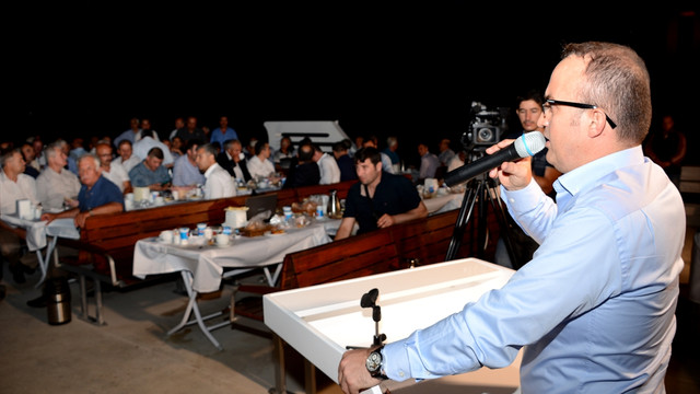 AK Parti Grup Başkanvekili Turan muhtarlarla bir araya geldi