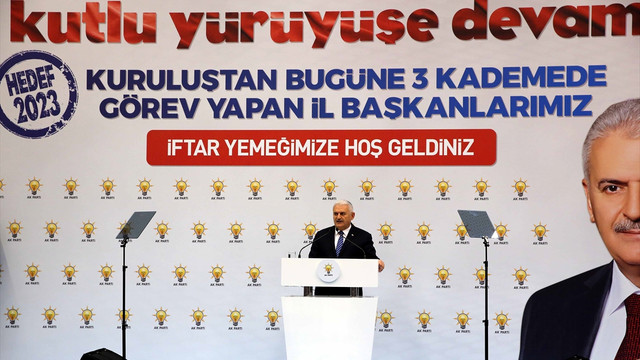 AK Parti il başkanları iftar programı