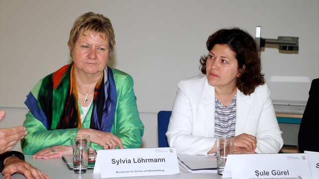 Almanya'da Türkçe konuşmak gençlere avantaj sağlarr