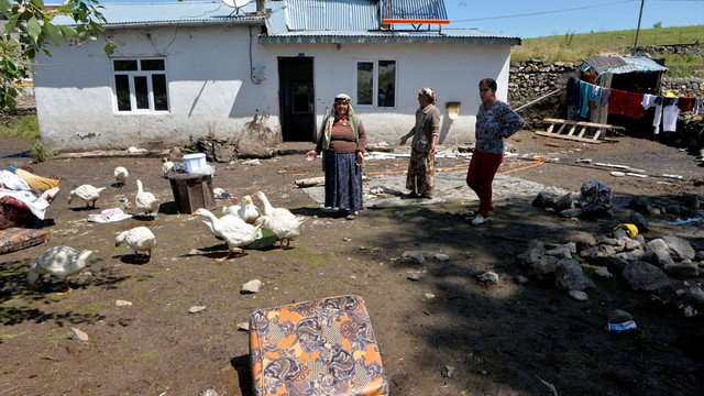 Ardahan'daki sağanak ve dolu