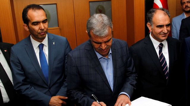 Başbakan Yardımcısı Kaynak: