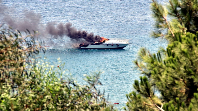 Bodrum'da yat yangını
