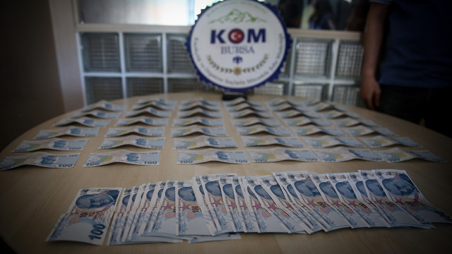 Bursa'da sahte para operasyonu