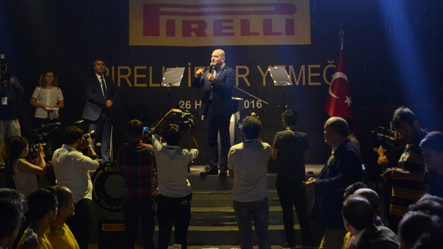 Bakan Soylu, orucunu lastik işçileriyle açtı