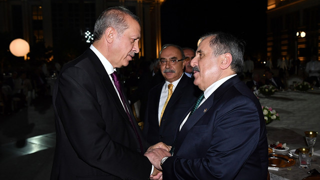 Cumhurbaşkanı Erdoğan, kanaat önderleriyle iftarda buluştu