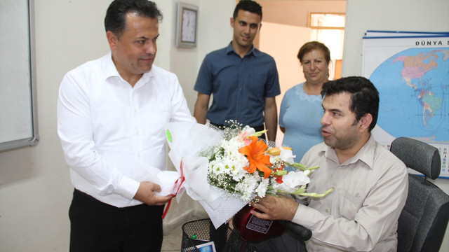 Cumhurbaşkanına mektup yazdı, sınıfına kitap geldi