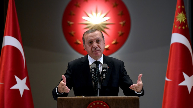 Cumhurbaşkanı Erdoğan, Cumhurbaşkanlığı personeliyle iftarda bir araya geldi