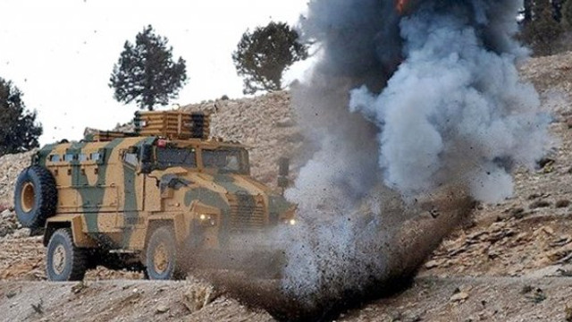 Mardinde PKKdan askeri aracı bombalı saldırı