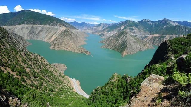 Deriner Barajı'ndan milli ekonomiye 500 milyon lira katkı