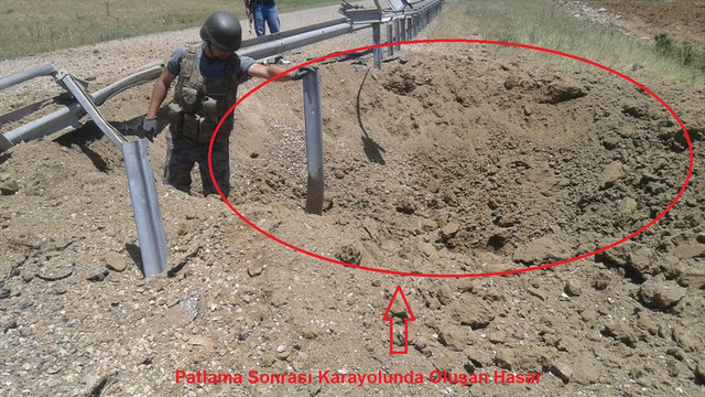 Diyarbakır'da yola tuzaklanan patlayıcı imha edildi