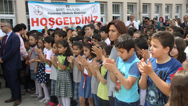 Doğu ve Güneydoğu'da karne heyecanı