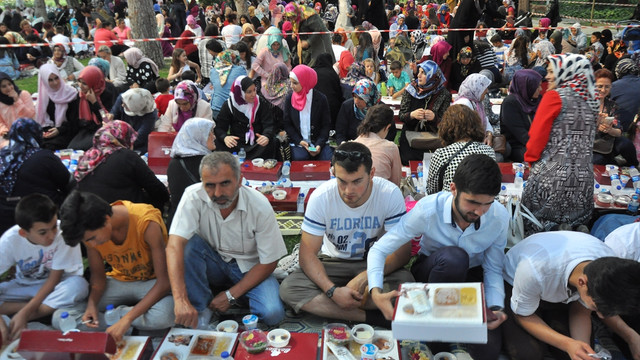 Dünya hafızlarından Kur'an-ı Kerim ziyafeti