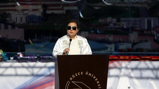 Düzce Üniversitesinde mezuniyet töreni