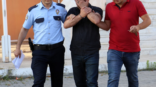 Eşine işkence yaptığı öne sürülen öğretmen tutuklandı