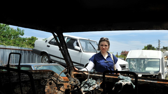 Evlilik teklifini reddeden kadının aracını yaktığı iddiası