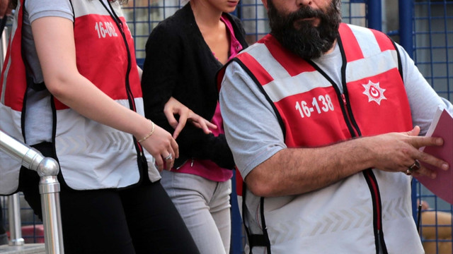 Firari hükümlü sahte kimlikle yakalandı