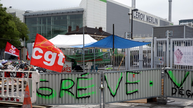 Fransada grev var! Dönüşüm merkezi işçileri grevde