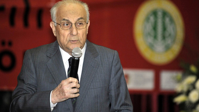 Gazeteci Hakkı Devrim vefat etti