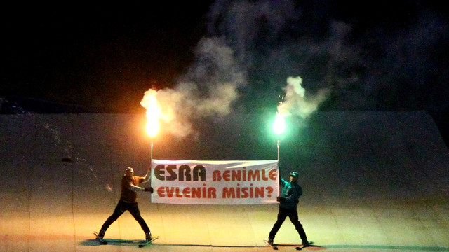 Gaziantep'te kayak merkezinde evlenme teklifi