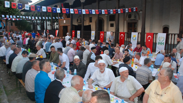 Gıda Tarım ve Hayvancılık Bakanı Çelik Kosova'da