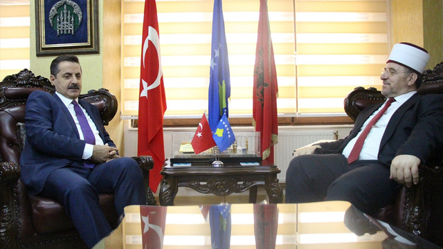 Gıda, Tarım ve Hayvancılık Bakanı Çelik Kosova'da