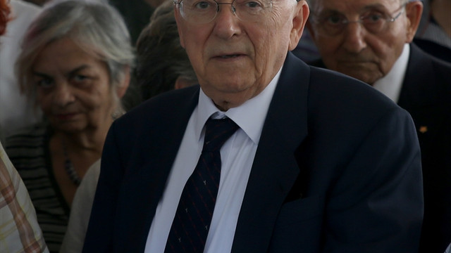 Hakkı Devrim son yolculuğuna uğurlandı