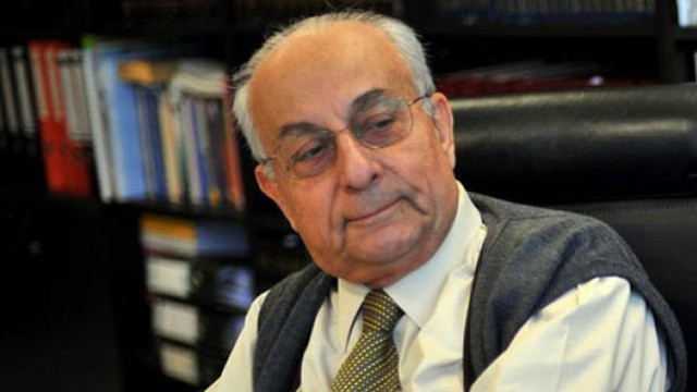 Gazeteci Hakkı Devrim hayatını kaybetti