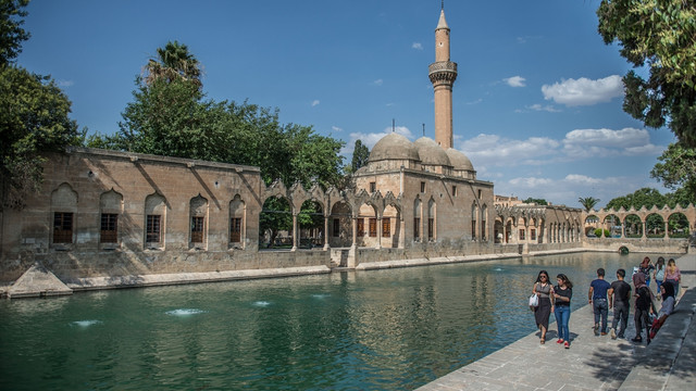 Hazreti İbrahim'in makamı yenilendi