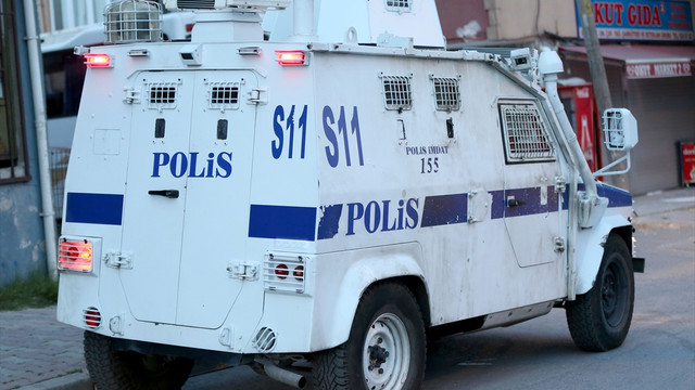 Küçükçekmecede terör örgütü operasyonu!