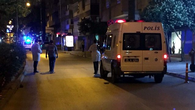 İzmir'de 2 ses bombası patladı