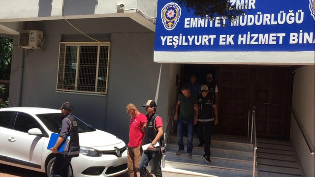 İzmir'de sahte içki operasyonu