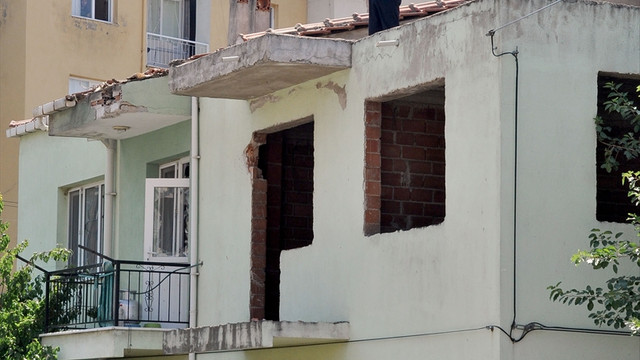 GÜNCELLEME 3 - İzmir'de terör saldırısı