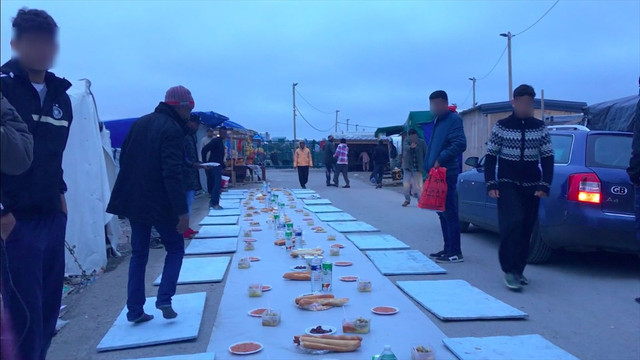 İZLENİM - 'Jungle' sığınmacı kampında Ramazan