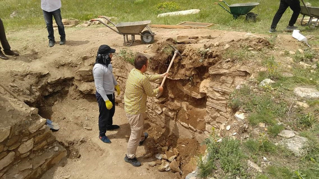 Kaçak kazı, kurtarma kazısına dönüştü