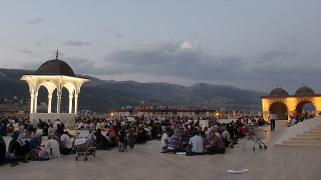 Kahramanmaraş'ta ''kardeşlik'' iftarı