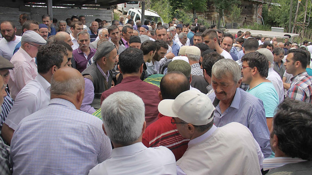 Kamyondan üzerine beton düşen kadının ölmesi