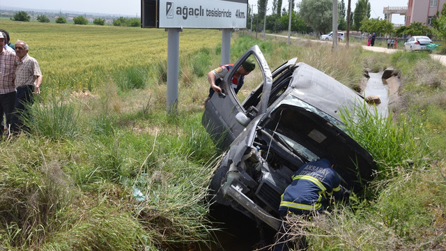 Kamyonet sulama kanalına düştü: 1 ölü