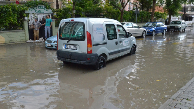 Karaman'da sağanak
