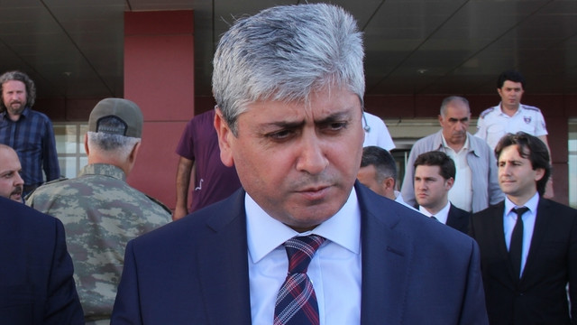 Kars Valisi Doğan, yaralı askerleri ziyaret etti