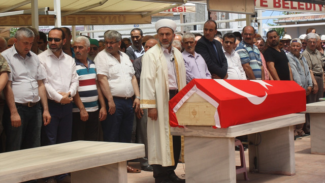 Kıbrıs gazisi son yolculuğa uğurlandı
