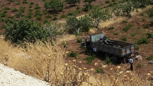 Kilis'te kamyon şarampole devrildi: 1 ölü