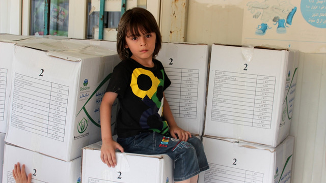 Kilis'te Suriyeli sığınmacılara yardım