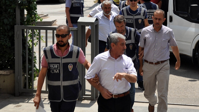 Kırıkkalede FETÖ/PDY operasyonunda 8 kişi serbest bırakıldı